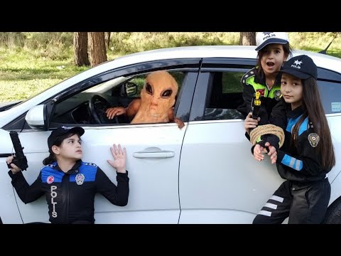MELİSA NİSA ! KORKUNÇ UZAYLI ARABAYI KAÇIRDI