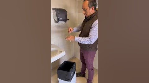 Ya sea amarrado o no, el #Condón siempre va en  el bote de basura. 😉🎈#Issste #Salud #Información