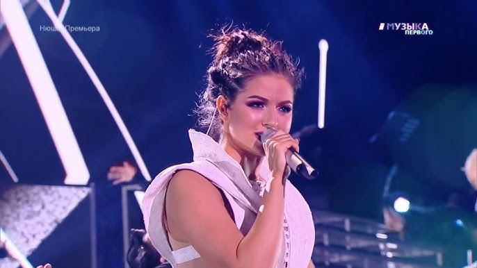 Артқы жағындағы әйелдердің үлкен әдемі фигуралары Толық жалаңаш қыздың порно фотосы