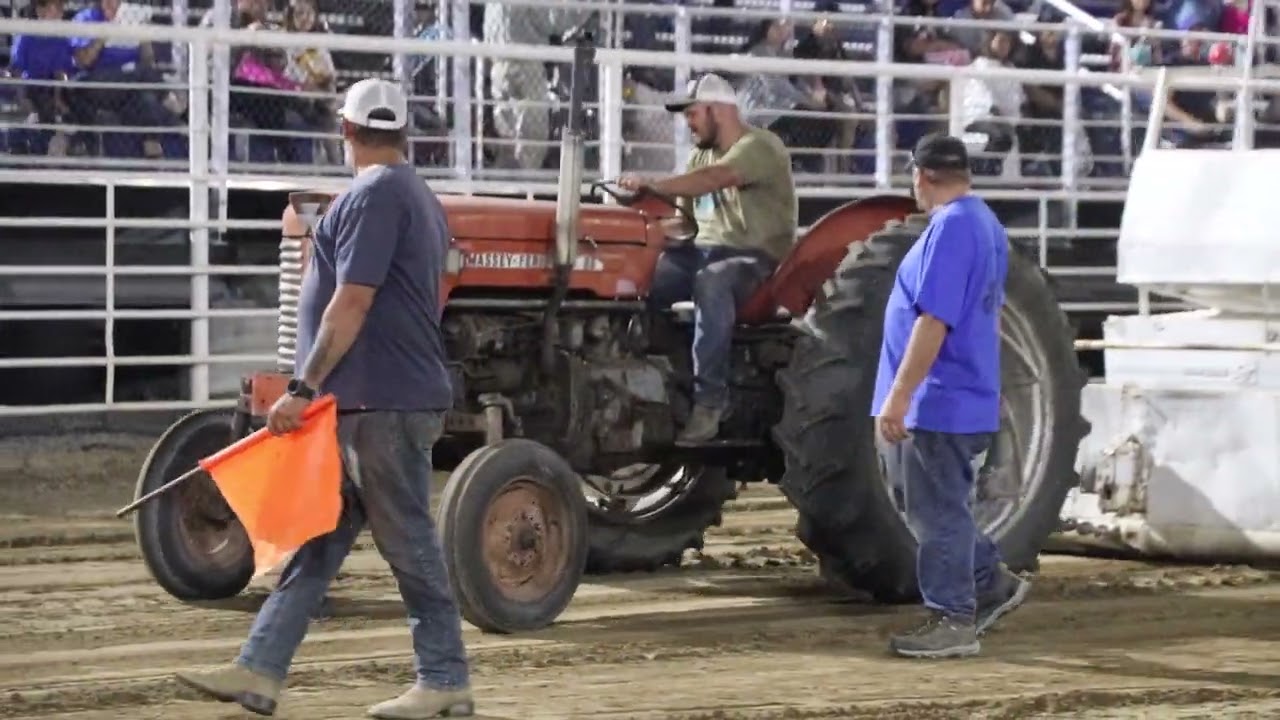 Massey Ferguson 65 Pull