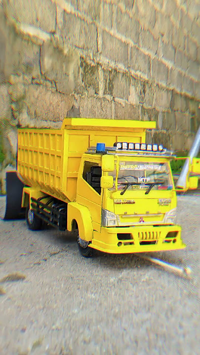 miniatur truck Sulawesi di stel dulu mesin nya biar muat banyak _😱😱_🔥🔥_™ #trendingshorts #trending
