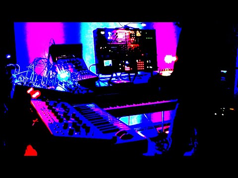 sequenced-jam-#153-(live-looping-with-ableton-live)