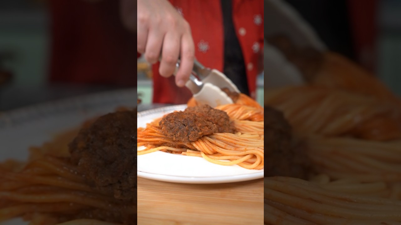SPAGETTİ KÖFTE ???? #pratiktarifler #food #yemektarifleri #salatatarifleri #tarif
