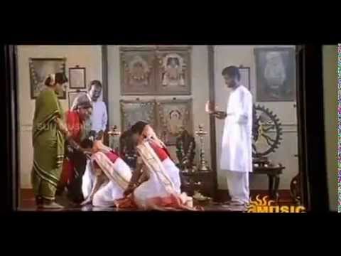 Kannukkullae unnai vaithen songs by Pennin manathai thottu ...