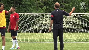 Stuart Holden Returns to the Men