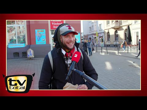 TV total Straßenumfrage!