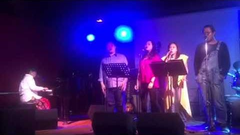 Tjut Nyak Deviana Daudsjah featuring Daya Swara performing You Make Me See the Light