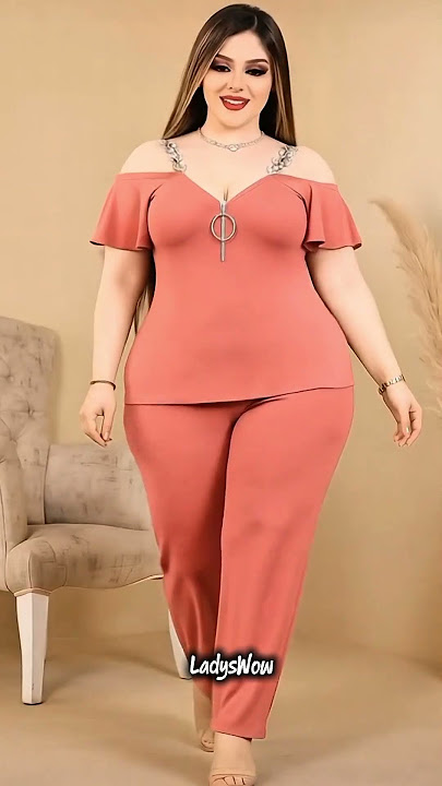 Elegant Plus Size Fashion | Stunning Confidence in Style | Trending Model Look #LadysWow #viralvideo