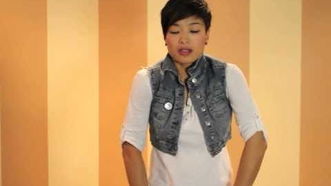 Urban Contact Juggling: Lesson 2 - Warm Up With Me! • Dianna David