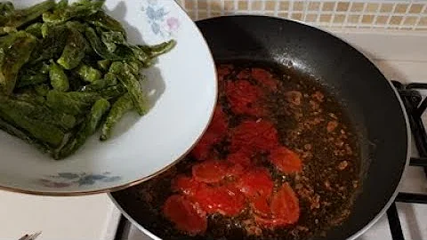 Come togliere i semi dai peperoncini verdi?