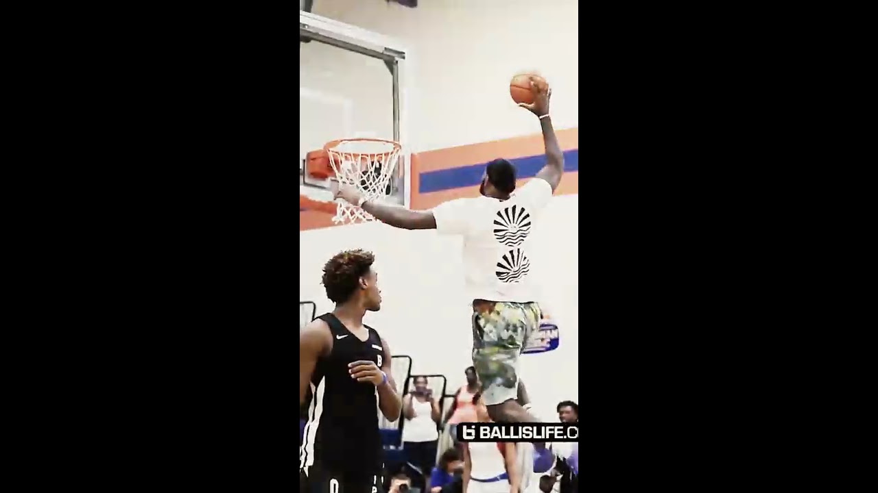 Bronny Watching LeBron Ballislife
