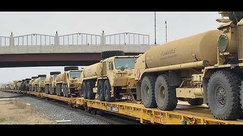 De langste militaire trein ooit! +9 locomotieftrein in drukke buurt, CSX Intermodal met DPU