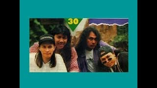 Video thumbnail of "Sket   Antara Kita"