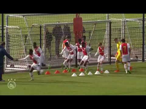 AFC Ajax u15 pre-match warm up | agility