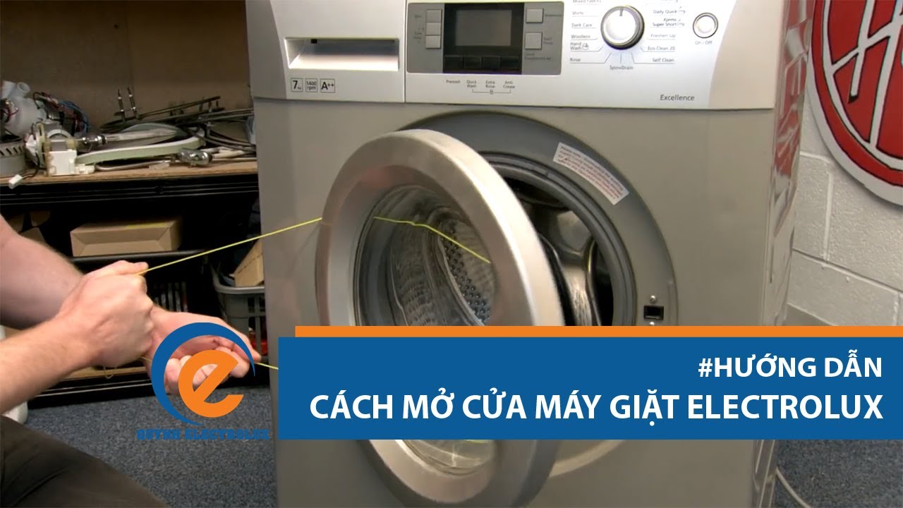 Cách mở cửa máy giặt Electrolux khi bị kẹt chỉ bằng 1... - youtube