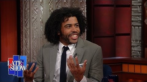 "Hamilton" Star Daveed Diggs Explains How Thomas Jefferson Planted All Those Crops