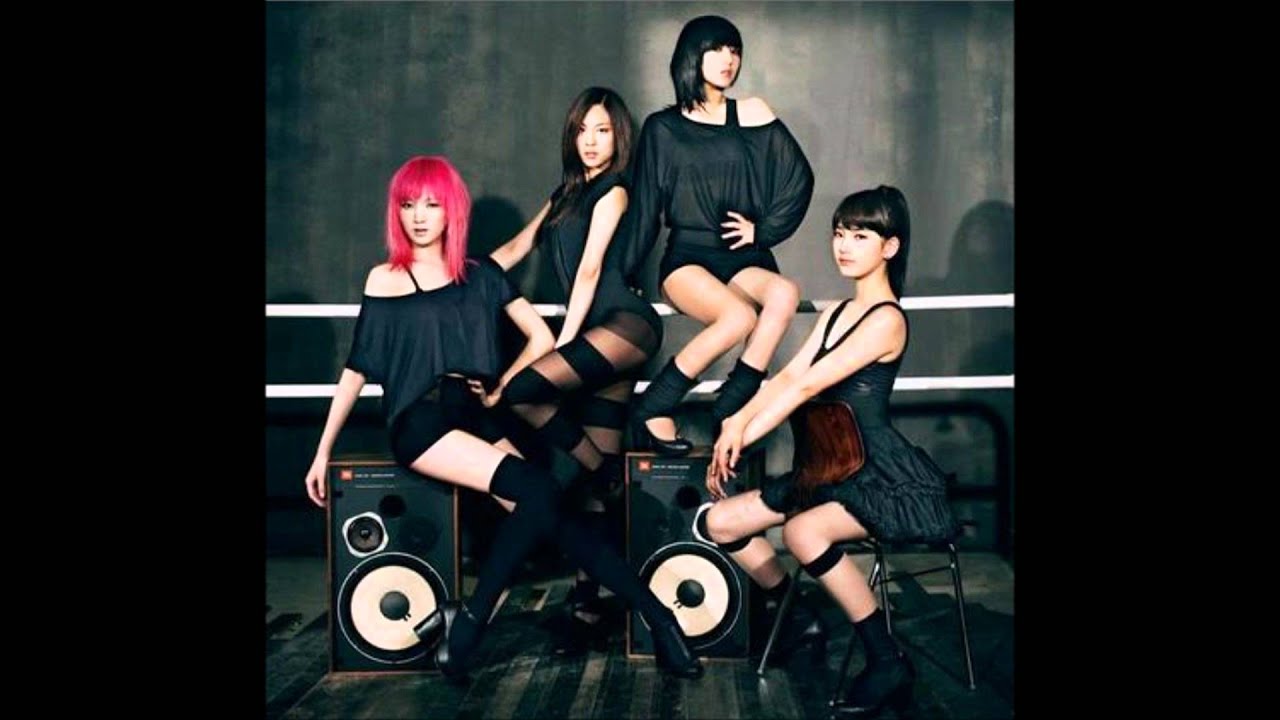 Группа bad girls. I miss a girl. Miss a kpop. I miss a girl. Группа miss a.