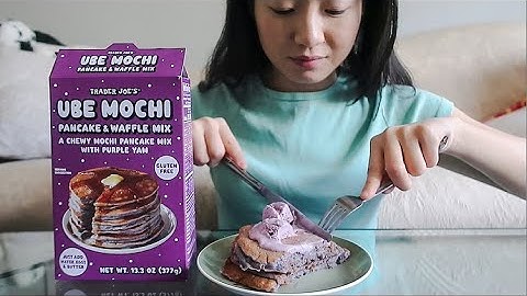 Trying NEW Trader Joes Ube Mochi Pancakes