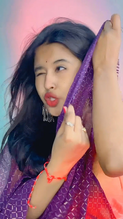 Pasher bari changra pola prem korte chai 😛 #roshninandi #love #song #bengali #reels #shorts #yt