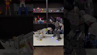 Megatron & Grimlock Battle It Out