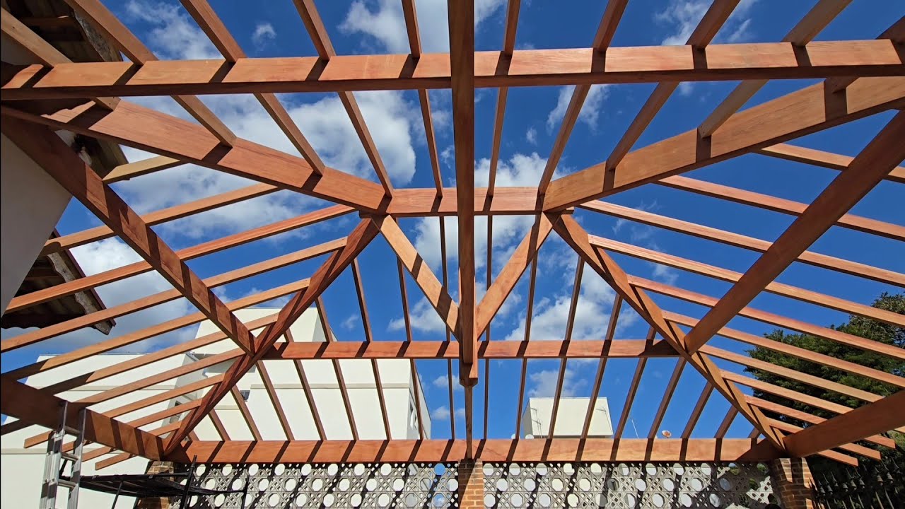 FINALIZAMOS O TELHADO APARENTE...