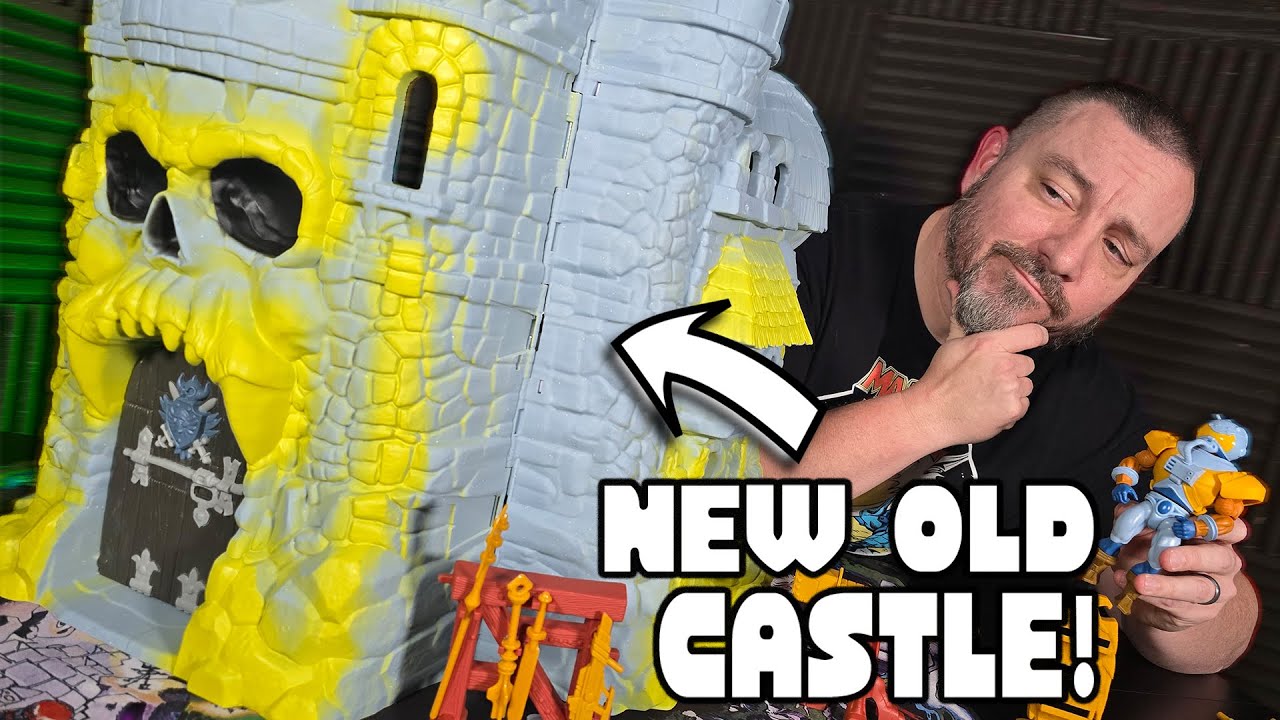 Is the NEW Castle Grayskull Better Than The Original?!