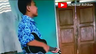 Viral - Siswa SMP Disuruh Nyanyi Oleh Guru di Depan Kelas | [ Azis Meidiansyah ]