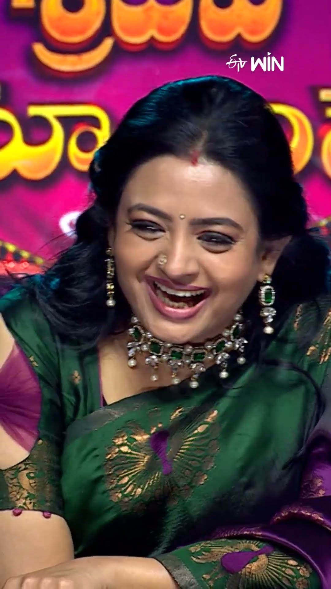 #shorts - కామెడీ పంచ్ అంటే ఇలా ఉండాలి..! #sridevidramacompany #varsha #comedy