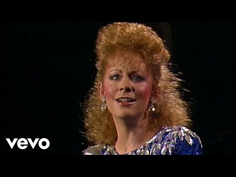 Reba McEntire - I Know How He Feels (Live Performance Video)