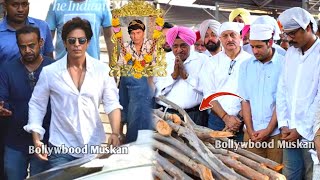 Download Lagu Shahrukh Khan Gets Emotional 😭 At Singer Zubeen Garg Prayer Meet MP3 Download Lagu Shahrukh Khan Gets Emotional 😭 At Singer Zubeen Garg Prayer Meet MP3