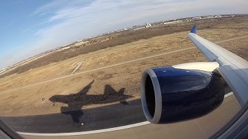 Delta A220 (CS100) First Class Flight LGA-DFW (with touch-and-go!)