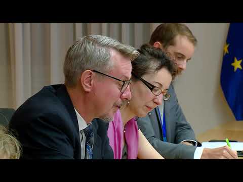 შინაგან საქმეთა მინისტრი ვახტანგ გომელაური ევროკავშირის ელჩს შეხვდა