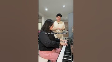 Thumbnail of Gimana cara buat semua lagu jadi jazzy? w/ Christine 🎹🎵#mustimusik #pianojazz  #belajarpiano