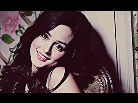 احمر شفايف منير