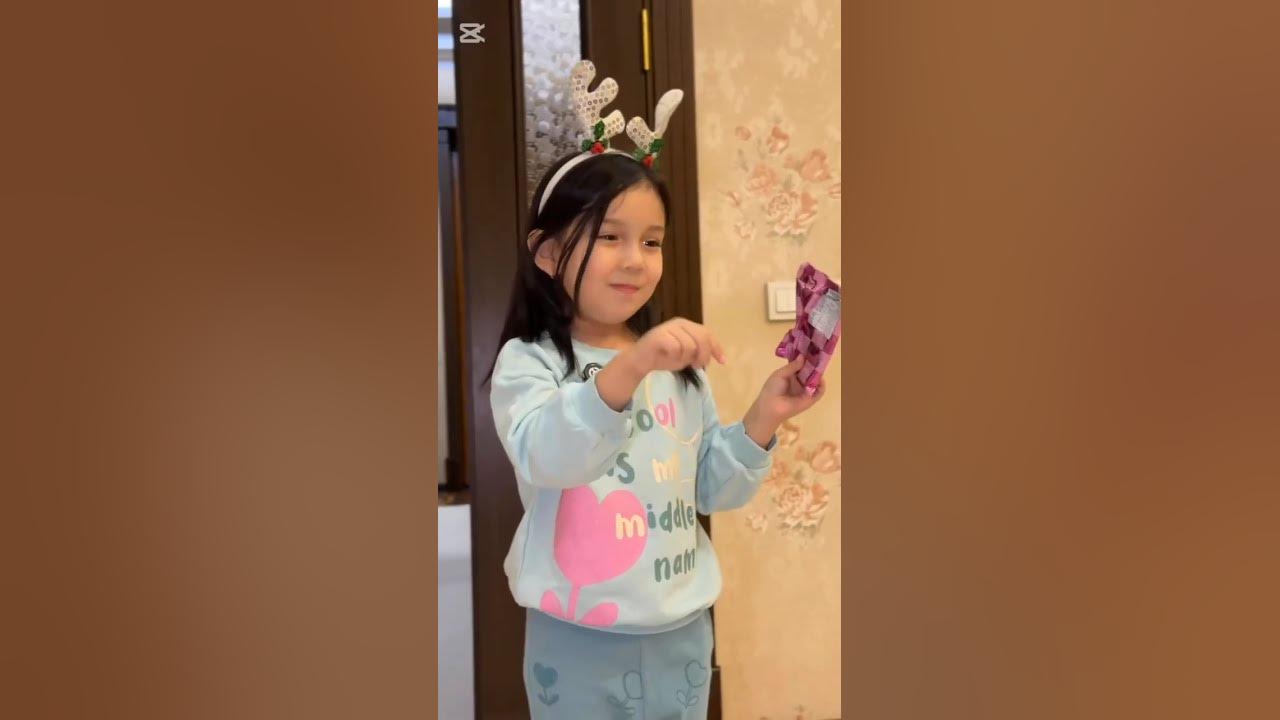 Kristina Asmus va Daria Sagalova porno