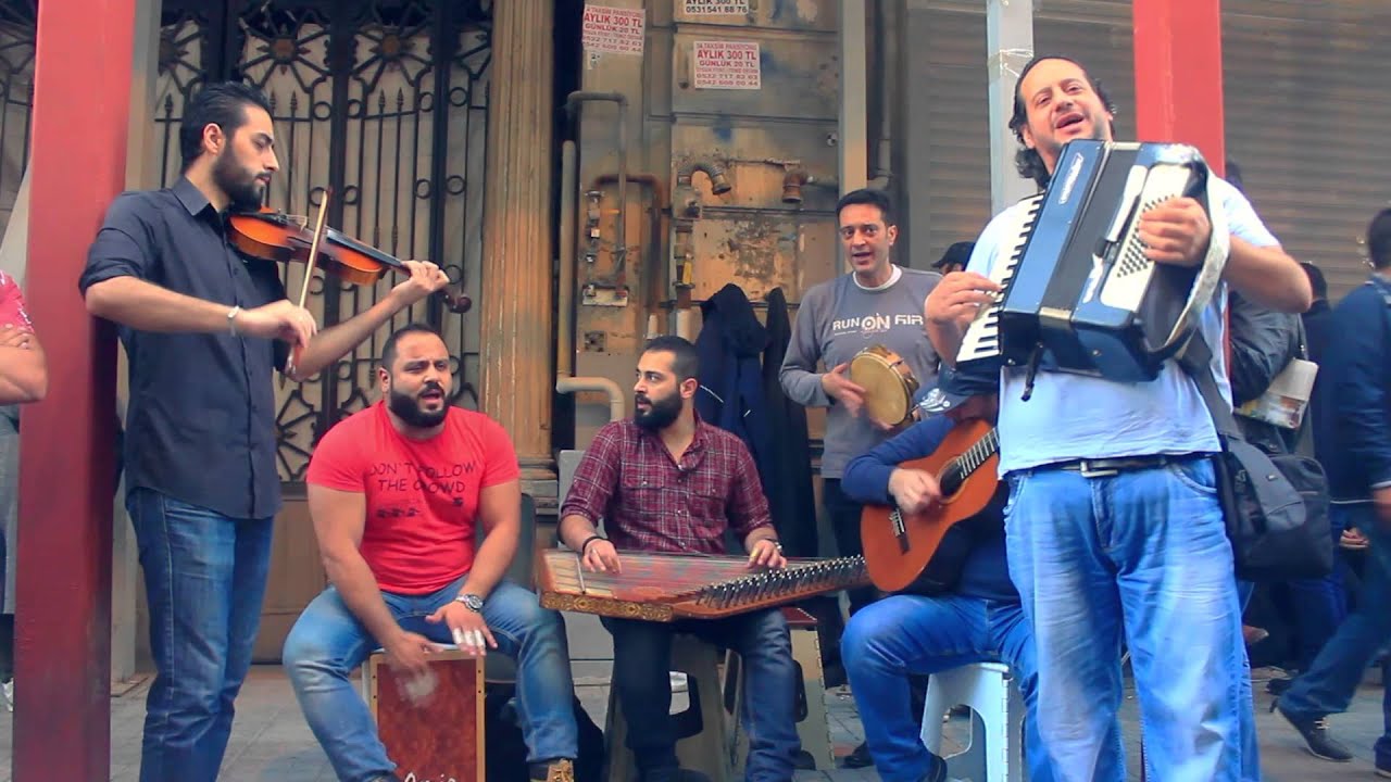 İstiklal Caddesi - Nassam Aleyna El Hawa - Domsek - Nassam 3alayna El hawa