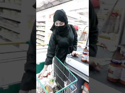 Hijabi Hot Girl