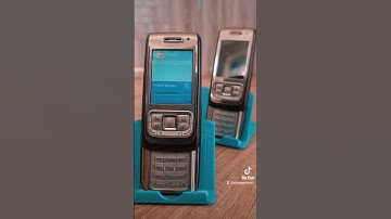 We Tried Installing Apps on a Nokia E65