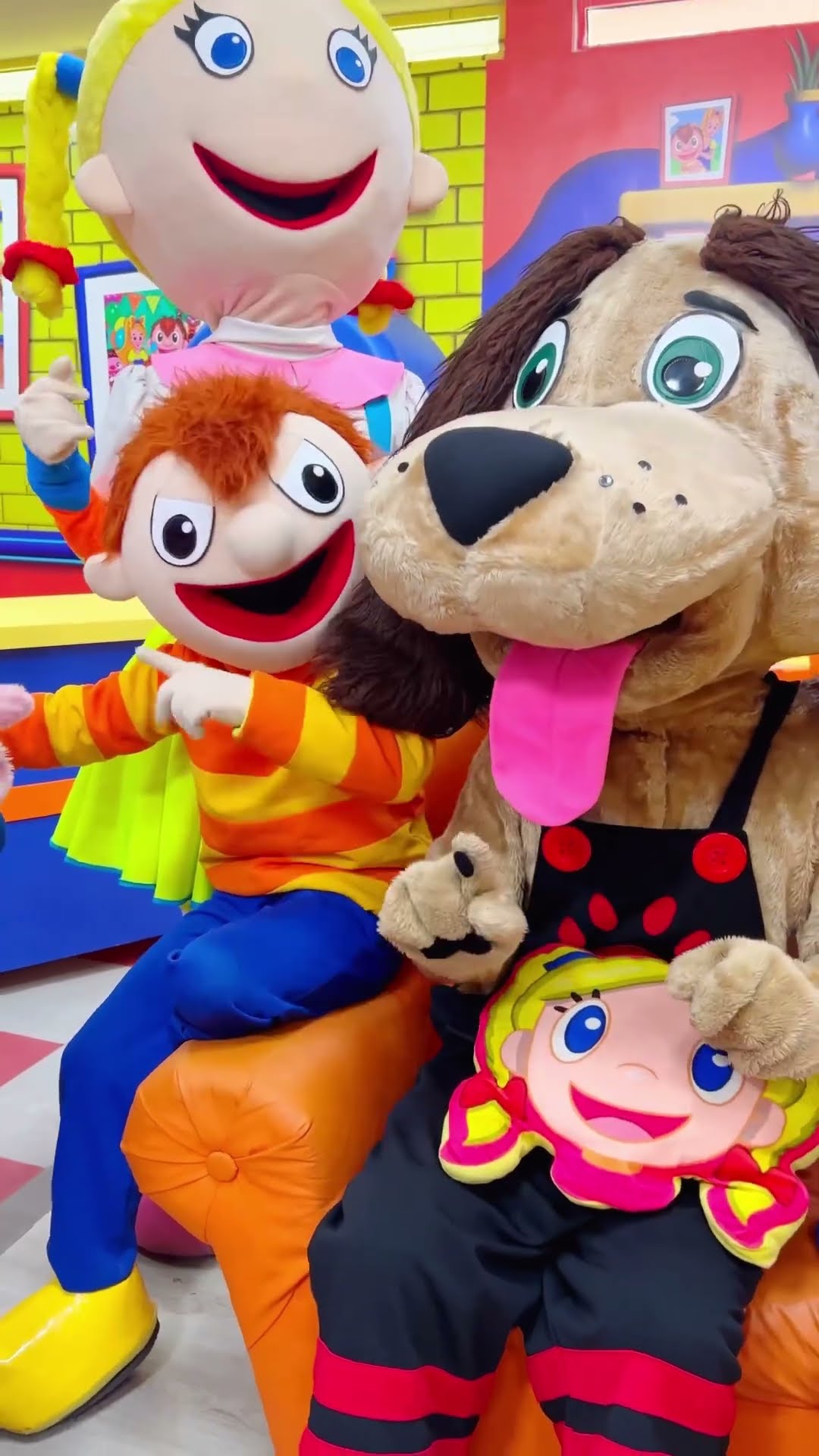 Adivinando palabras con Perron #belyybeto #videosparaniños #youtubekids