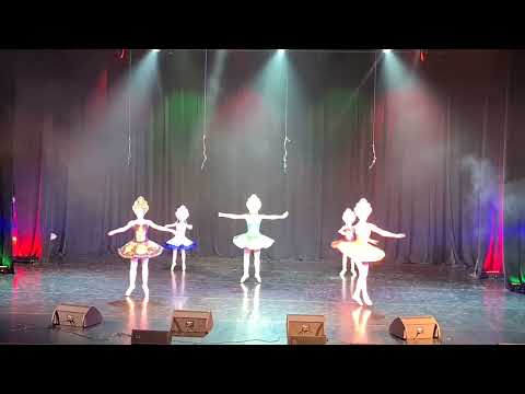 Русский сувенир. Театр