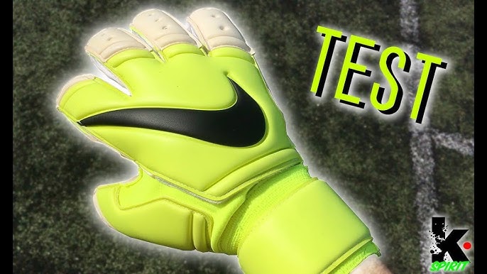 Goedaardig Rode datum viering Nike Spyne Promo Goalkeeper Glove Review - YouTube