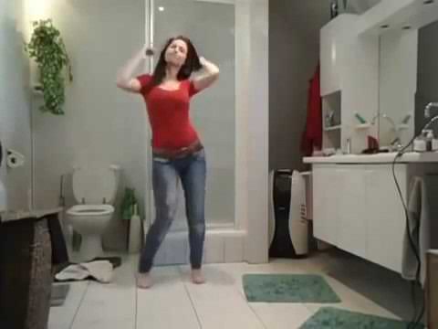 amateur teen dancing bathroom