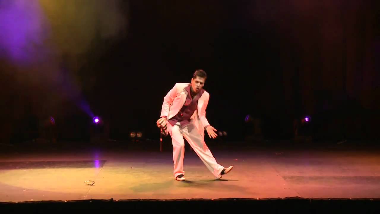 Johnny Vasquez at Sydney Salsa Congress 2010 Sat