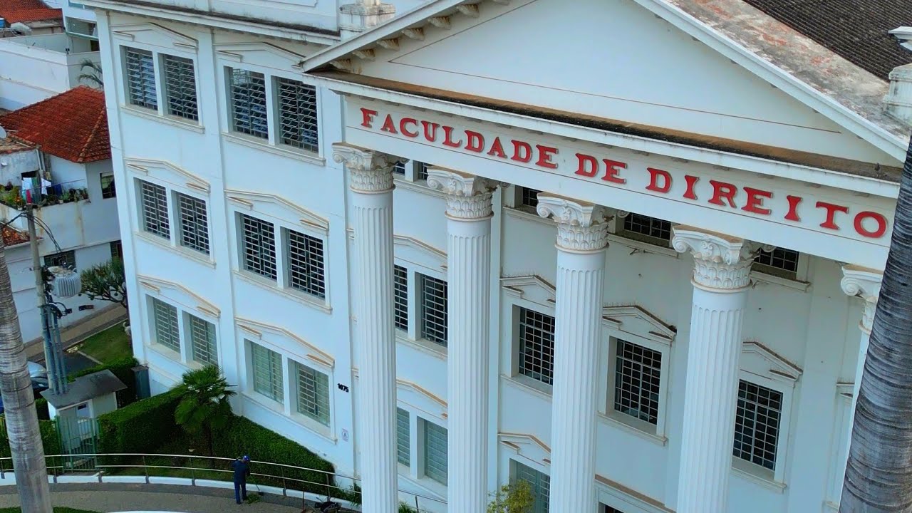Faculdade de Direito do Sul de Minas completa 65 anos - YouTube
