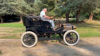 1904 Rambler Driving