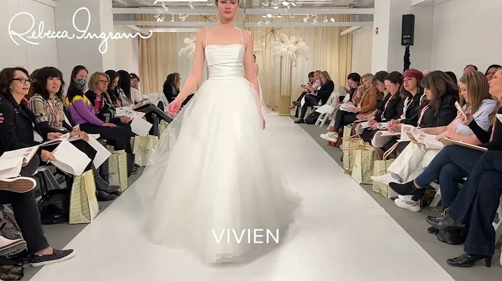 Rebecca Ingram Fall 2022 Runway Show: Chicago Nati...