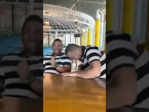 مسيطرة انهنا الزوجات المؤنيسات الغاليات