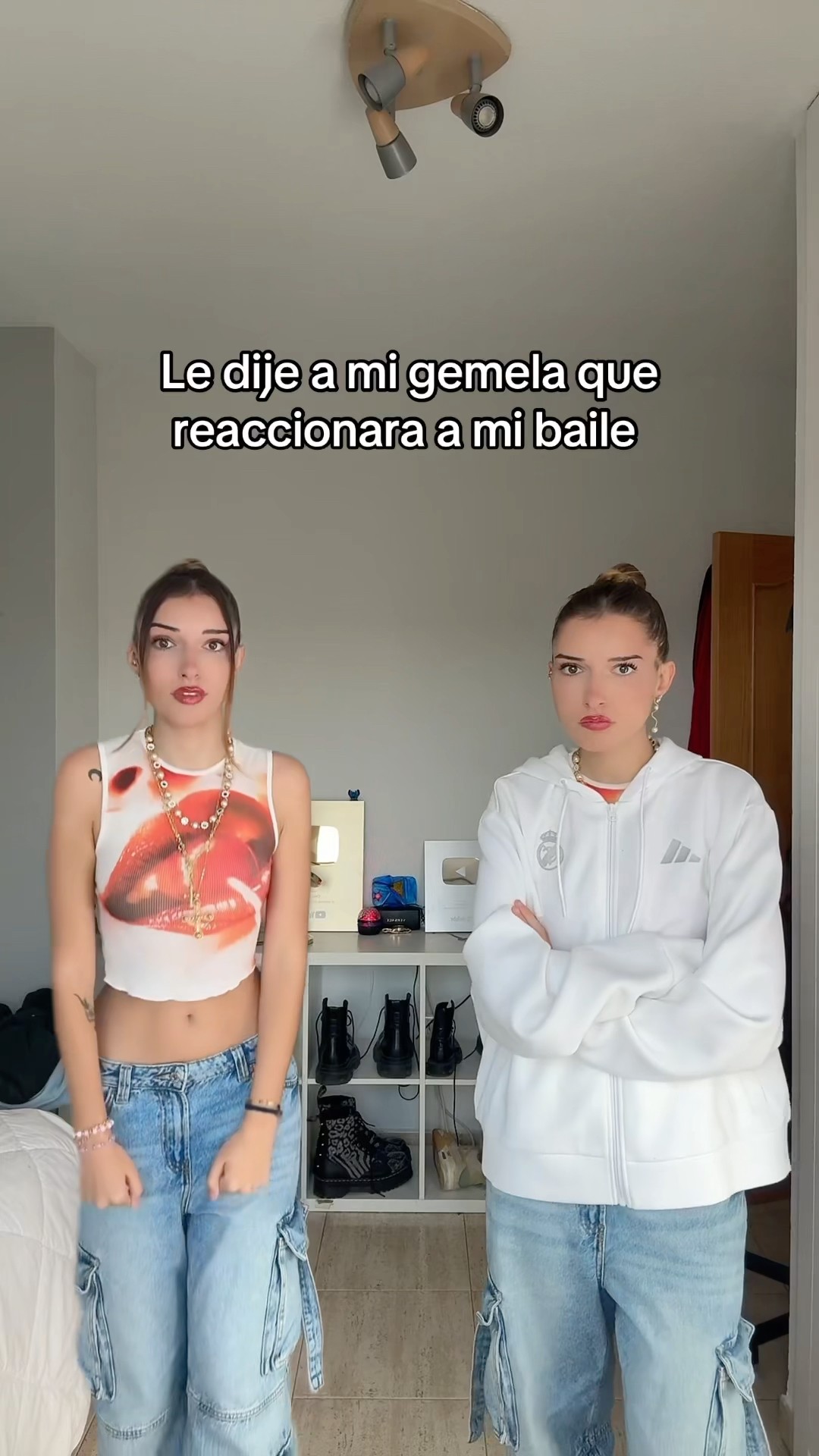 Sabíais que tengo una gemela?❤️