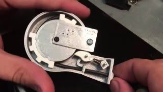 Pip-Boy 3000 Mk IV, Cable Retract Test
