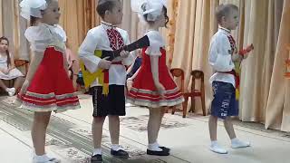 русский народный танец Балалайка
